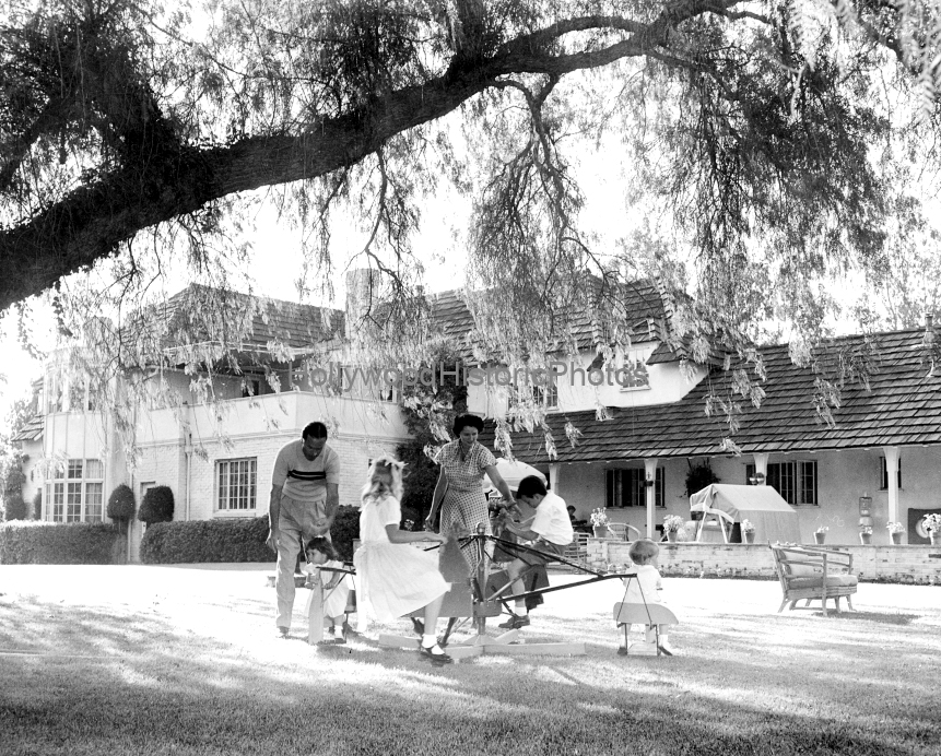 Bob Hope 1940 With his family at his Estate in Toluca Lake on Moorpark St. wm.jpg